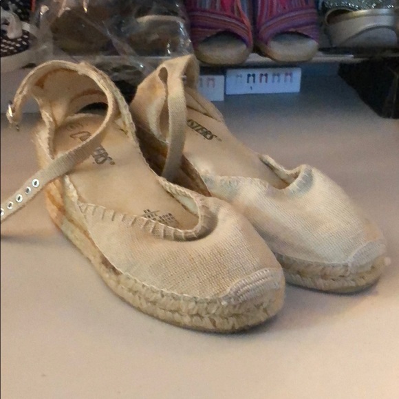 Very Very RARE Coasters Espadrilles Wedges - Picture 2 of 5